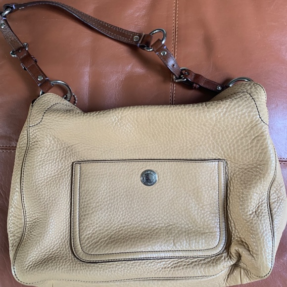 Coach pebble hobo bag - Picture 2 of 4